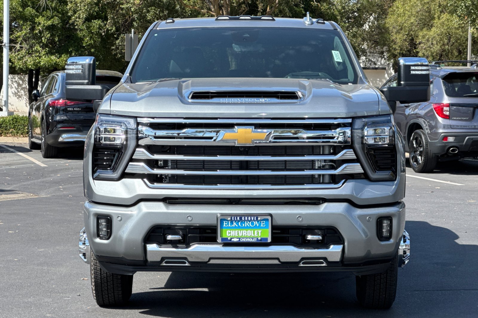 New 2026 Chevrolet Silverado 3500 High Country w/ Technology Package AWD/4WD image 8