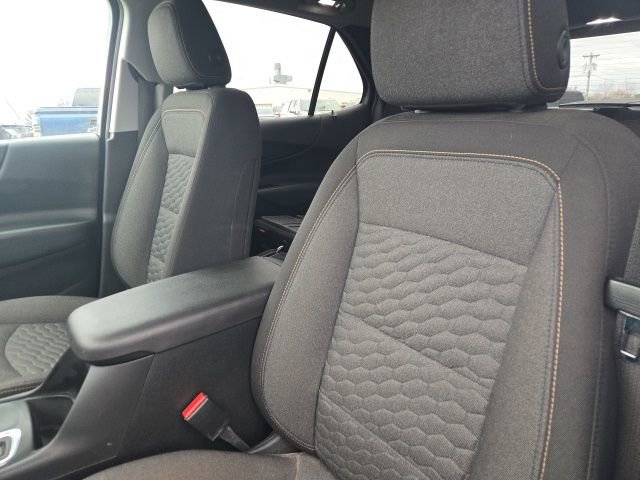 Used 2020 Chevrolet Equinox LT image 18