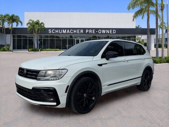 Used 2021 Volkswagen Tiguan SE R-Line FWD image 3