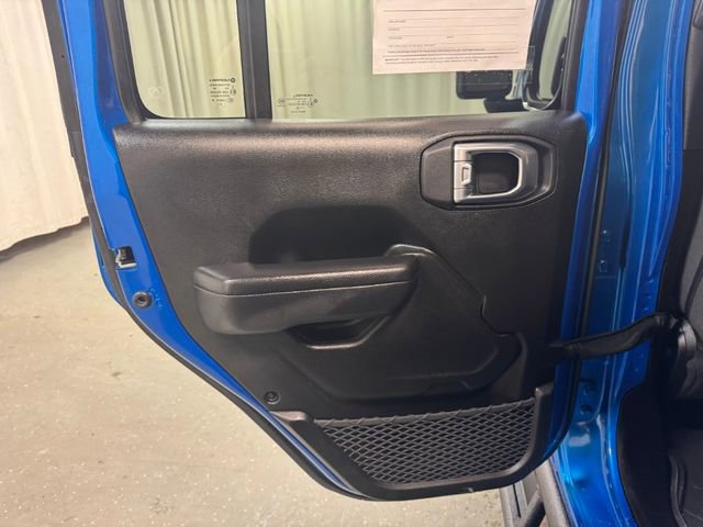 Used 2024 Jeep Wrangler Willys image 29