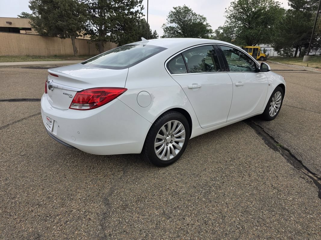 Used 2011 Buick Regal CXL w/ RL4 Preferred Equipment Group FWD image 8