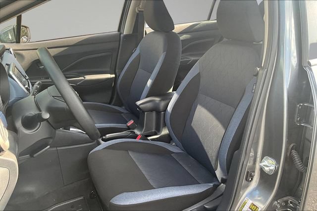 Used 2025 Nissan Versa SV w/ Trunk Package FWD image 19