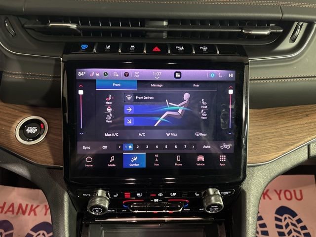 Used 2022 Jeep Grand Cherokee Summit w/ Luxury Tech Group V image 36