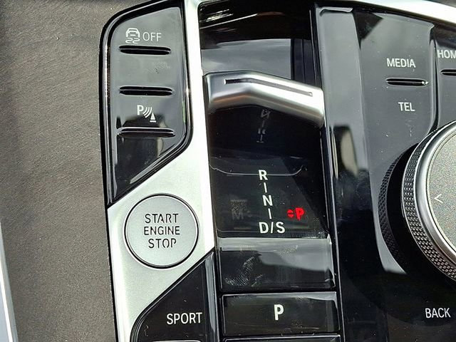 Used 2026 BMW X7 xDrive40i w/ Premium Package image 19