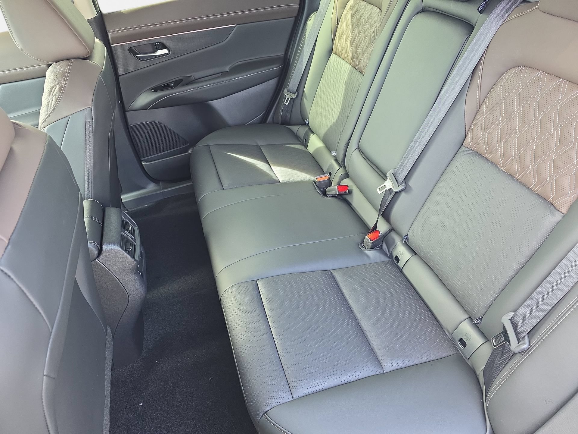 New 2026 Nissan Murano Platinum w/ Cargo Package AWD/4WD image 14