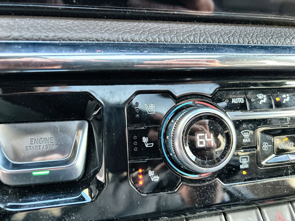 Used 2024 GMC Sierra 2500 Denali AWD/4WD image 18