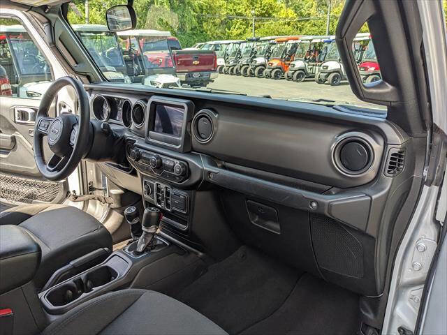 Used 2023 Jeep Gladiator Sport image 17
