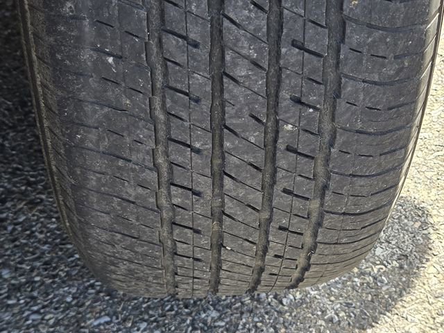 Used 2023 Chrysler Pacifica Touring-L image 11