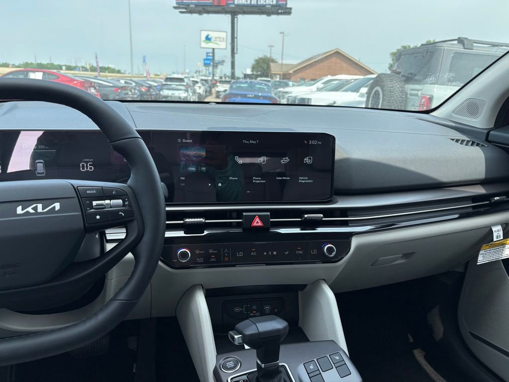 New 2026 Kia Sportage EX FWD image 17