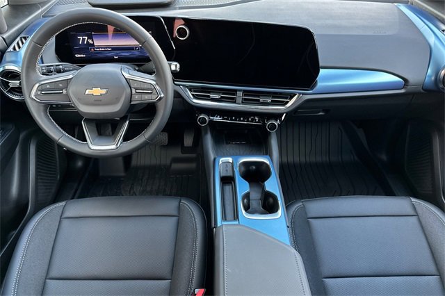 New 2026 Chevrolet Equinox EV LT image 18