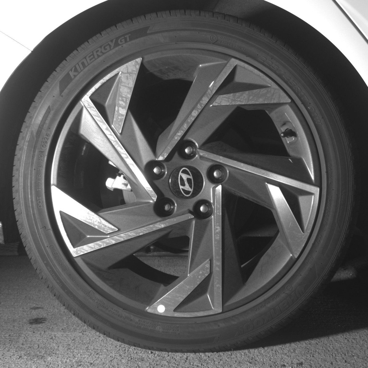 Used 2025 Hyundai Elantra SEL FWD image 15