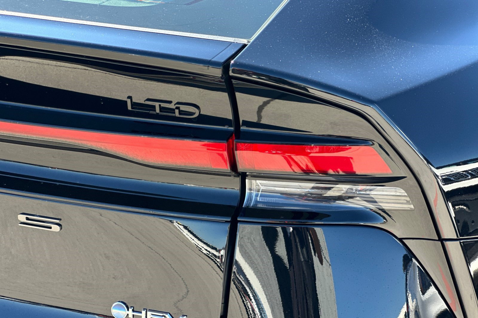 New 2026 Toyota Prius AWD image 26