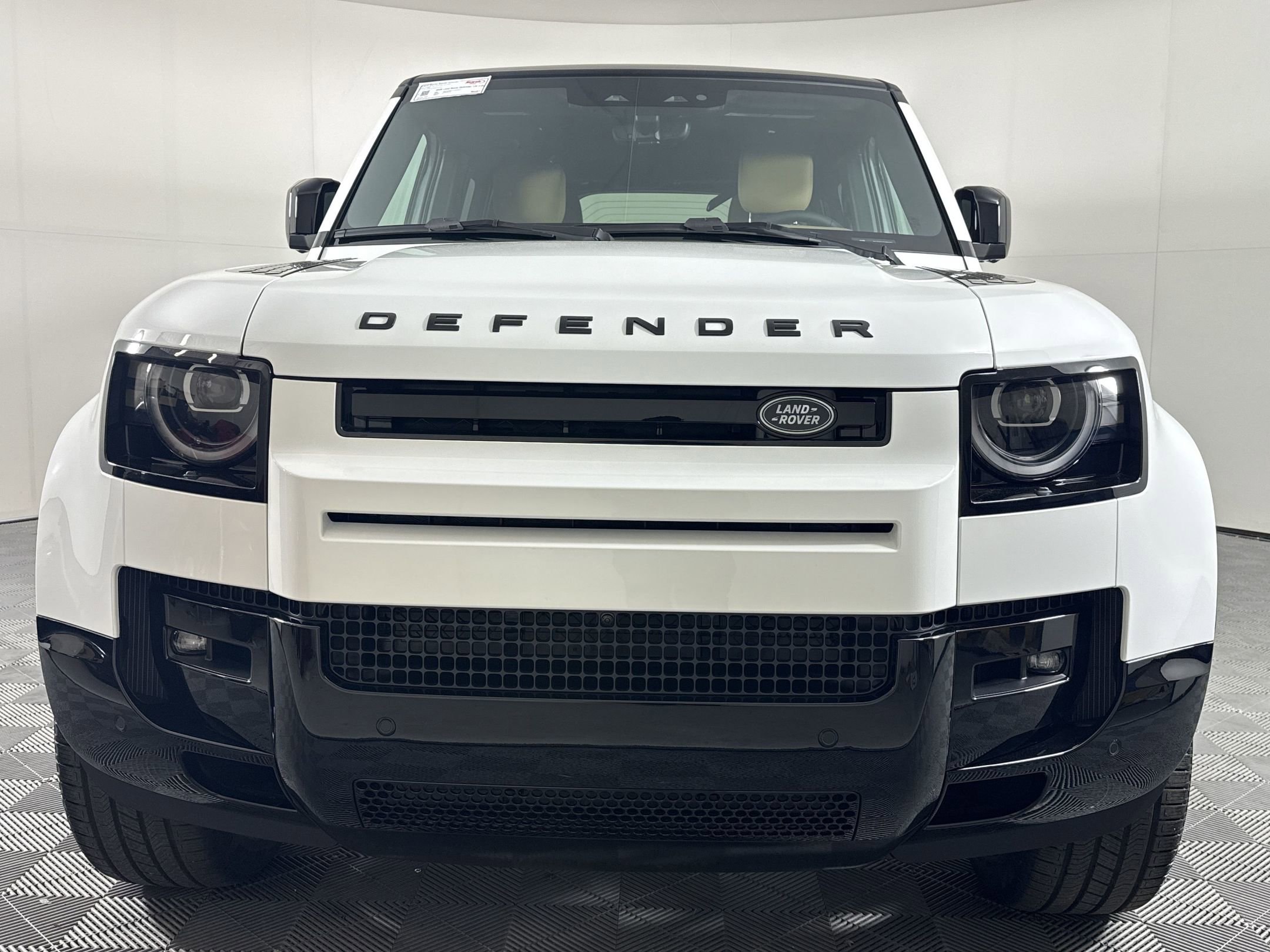 New 2026 Land Rover Defender 130 X-Dynamic SE AWD/4WD image 7