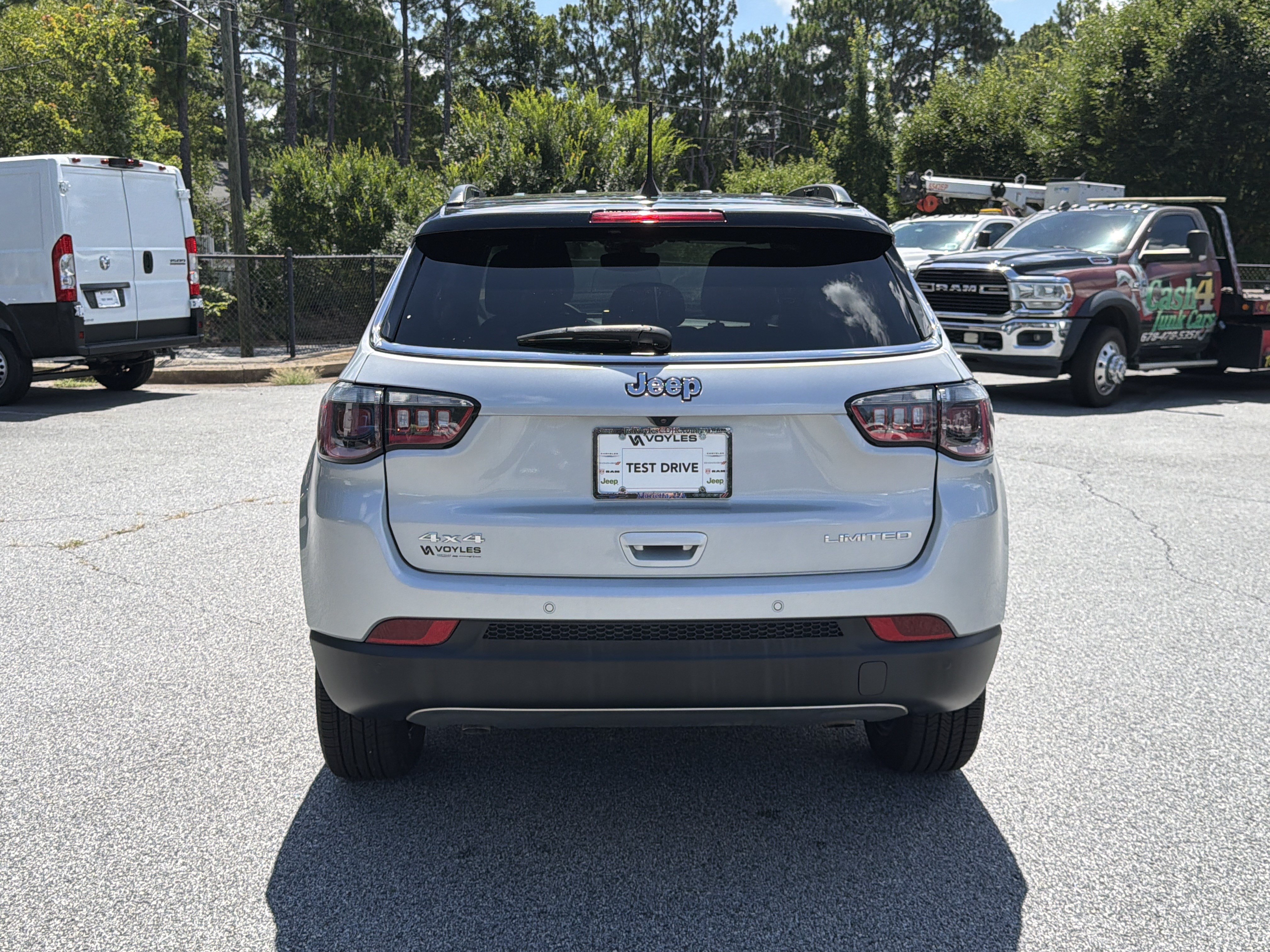 Used 2024 Jeep Compass Limited AWD/4WD image 7