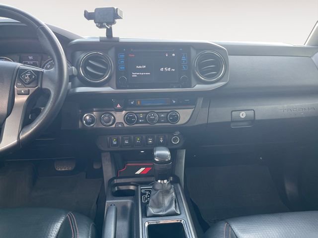 Used 2017 Toyota Tacoma TRD Pro AWD/4WD image 11