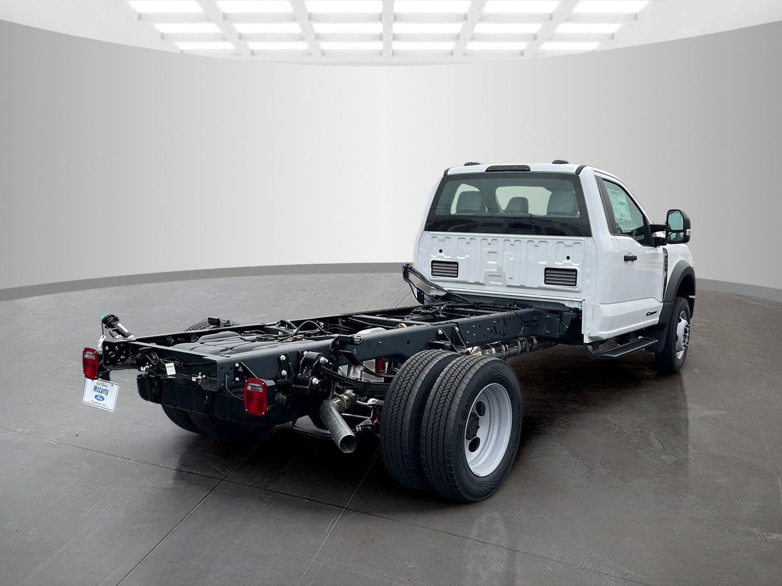 New 2026 Ford F550 4x4 Regular Cab Super Duty image 4