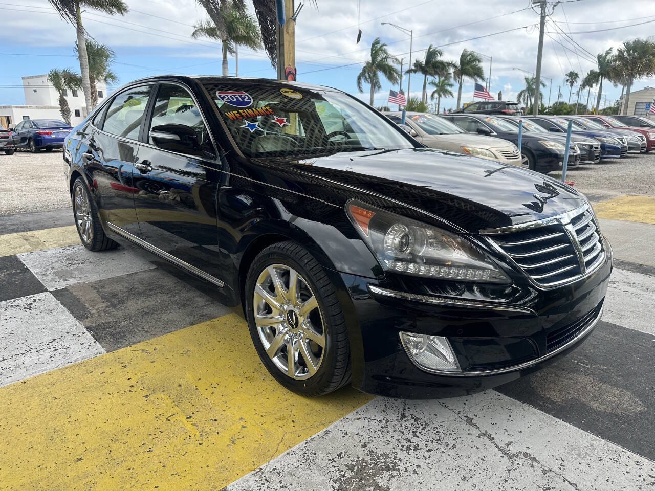 Used 2012 Hyundai Equus Signature RWD image 3