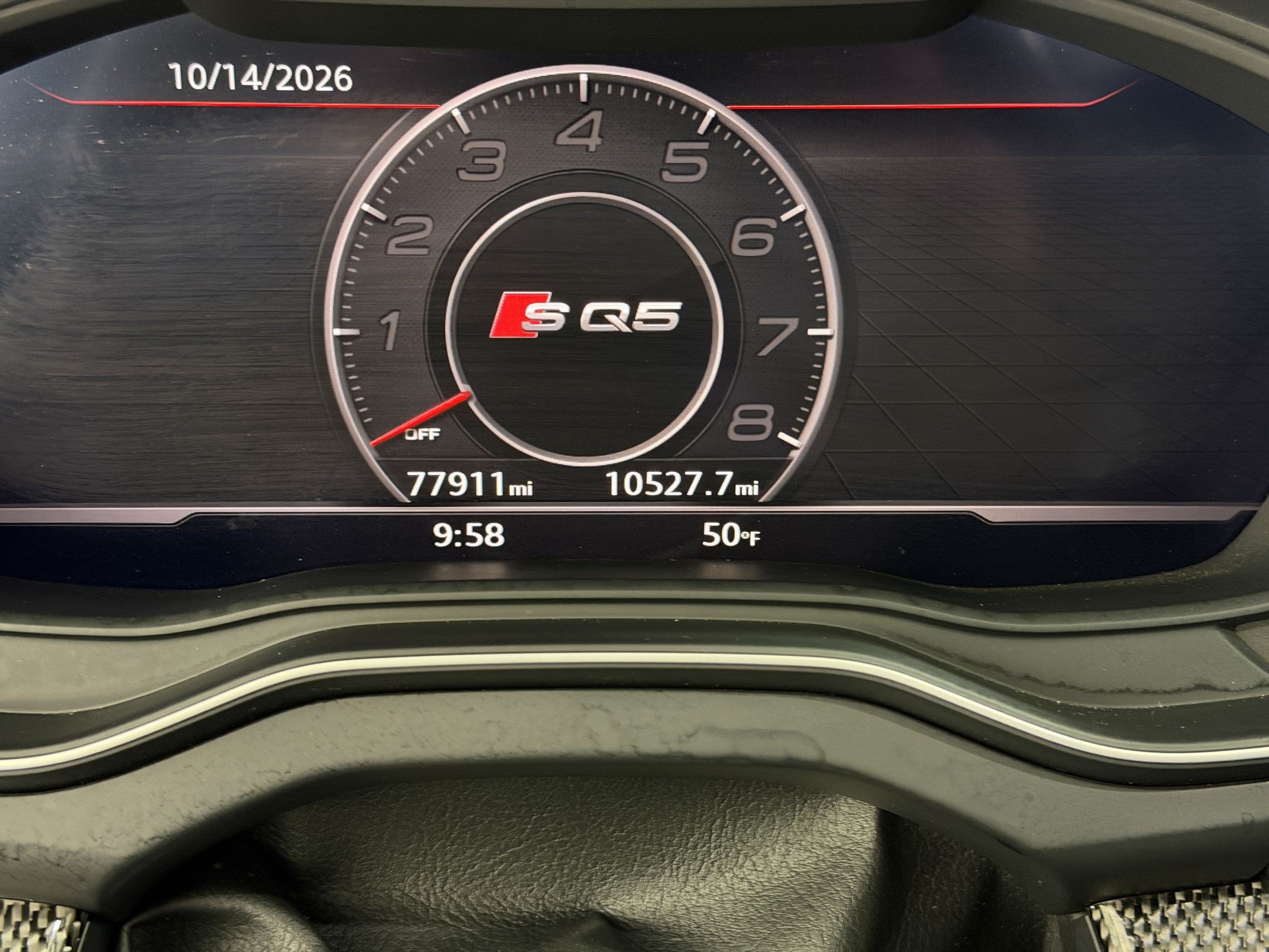 Used 2018 Audi SQ5 Prestige AWD/4WD image 22