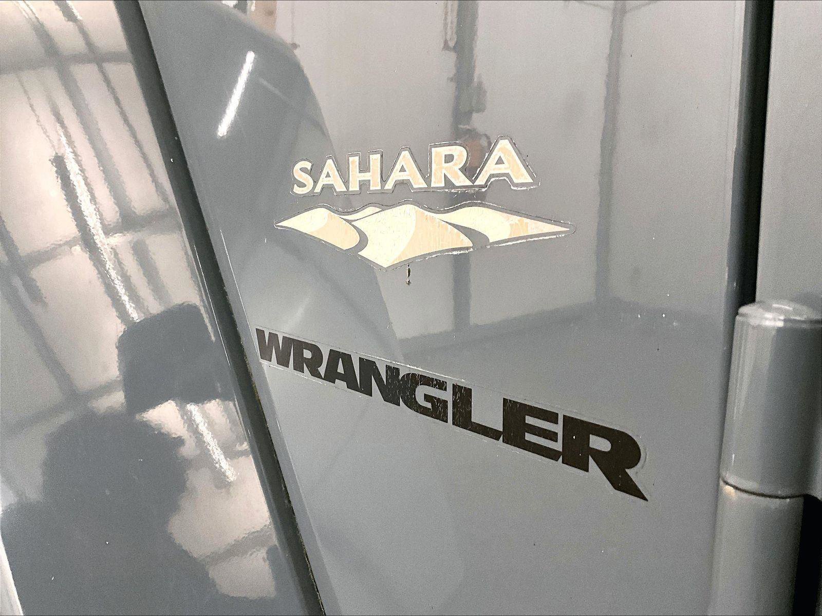 Used 2014 Jeep Wrangler Sahara w/ Dual Top Group image 14
