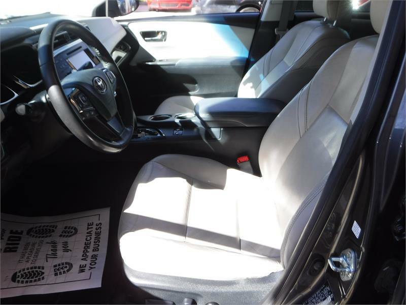 Used 2013 Toyota Avalon image 8