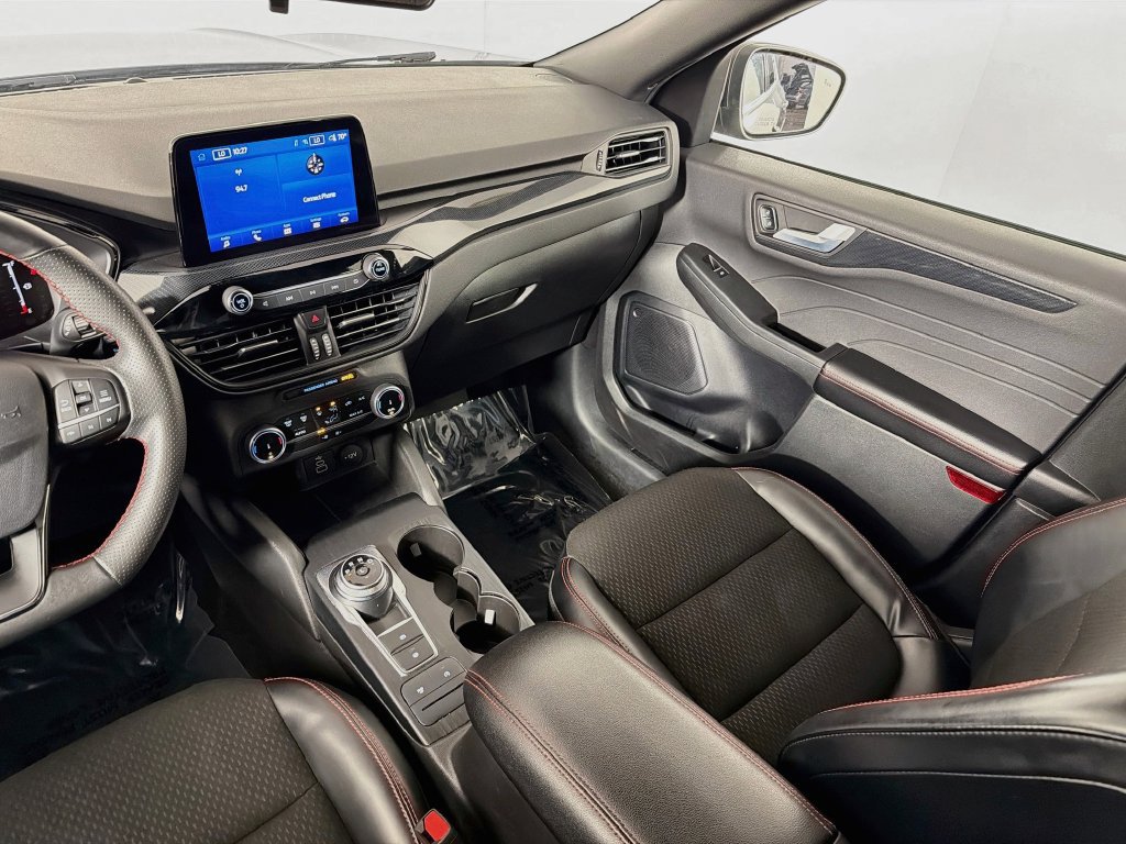 Used 2025 Ford Escape ST-Line FWD image 21