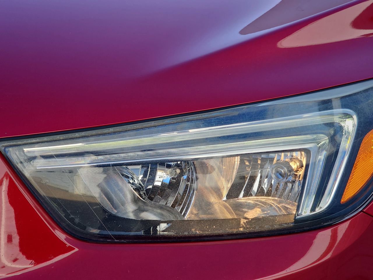 Used 2018 Buick Encore Preferred image 35