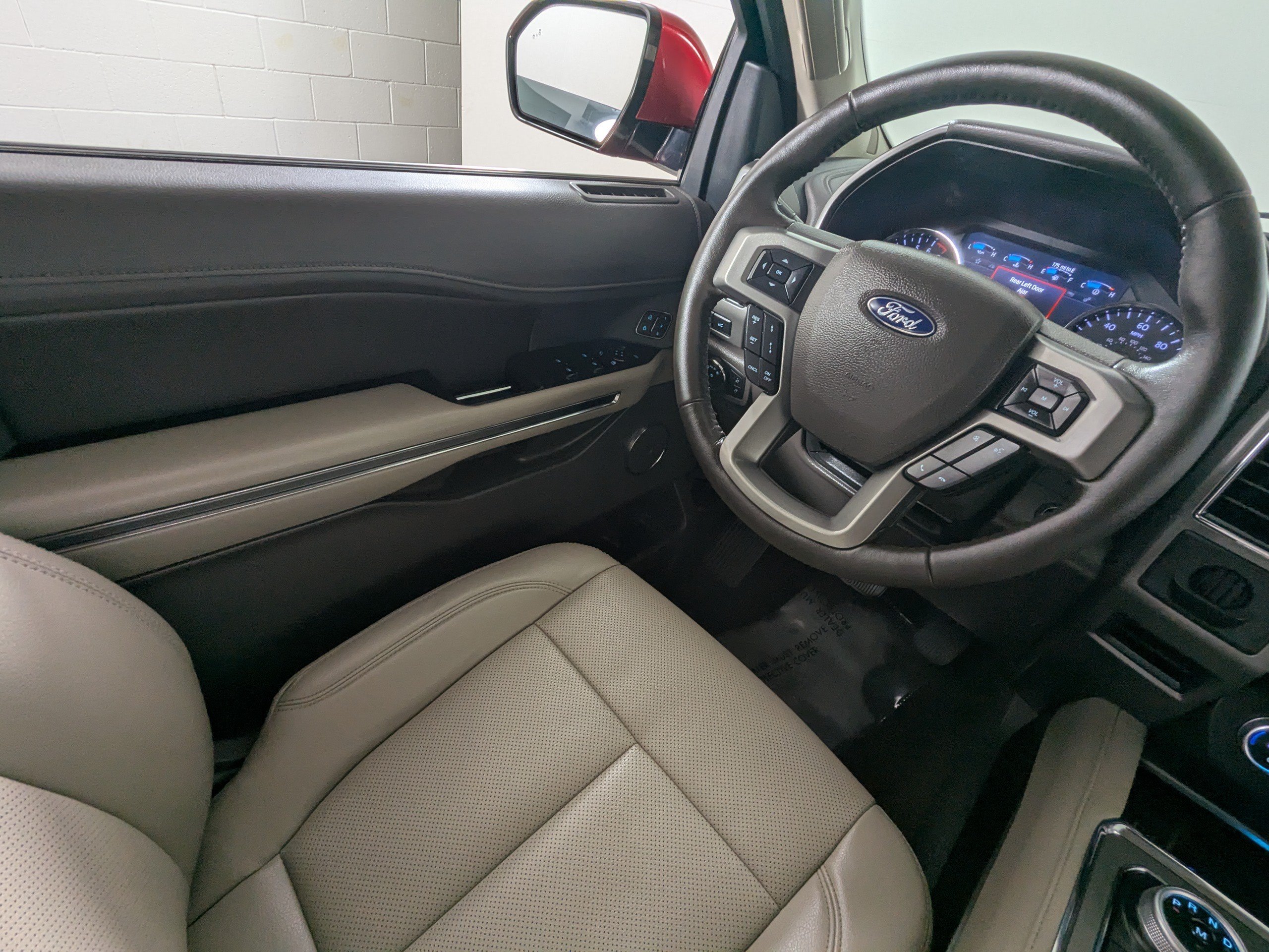 Used 2021 Ford Expedition XLT RWD image 11