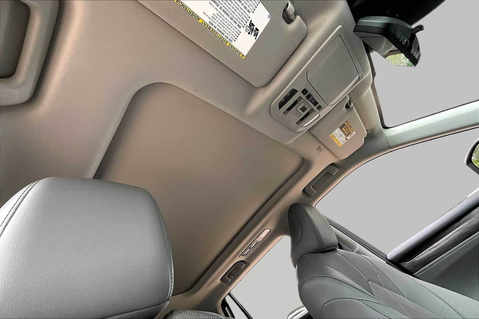 Used 2021 Toyota Highlander Platinum FWD image 14
