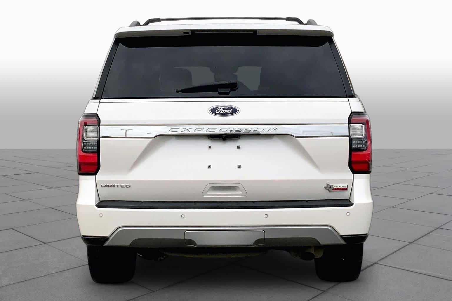 Used 2019 Ford Expedition Limited w/ Texas Edition Package RWD image 5