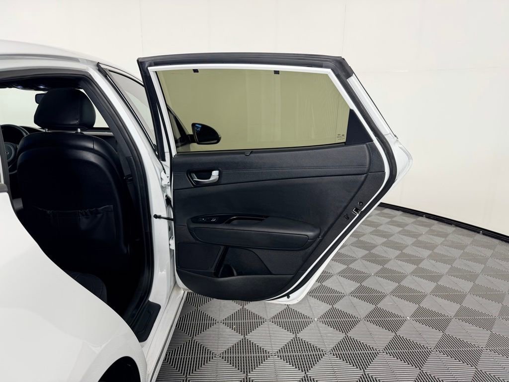 Used 2018 Kia Optima SX w/ Technology Package image 28