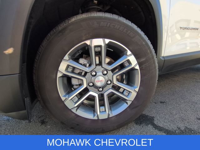 Used 2025 GMC Terrain Elevation image 33