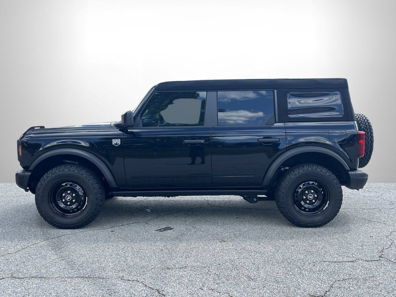 New 2026 Ford Bronco Big Bend w/ Black Diamond Package AWD/4WD image 18