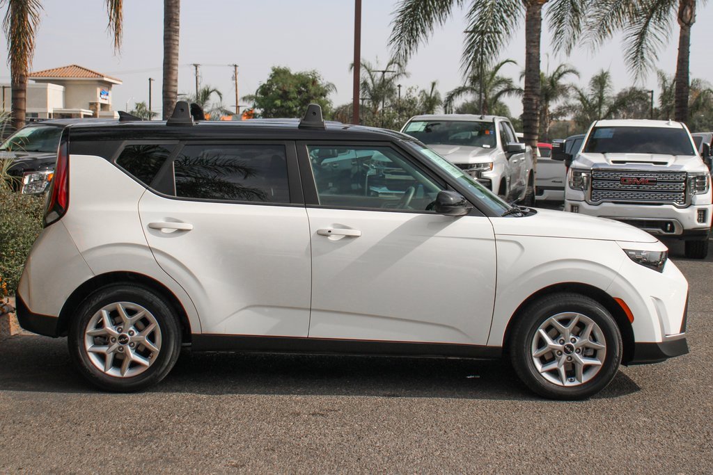 Used 2023 Kia Soul S image 10