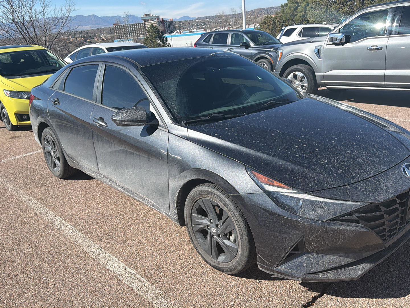 Used 2021 Hyundai Elantra SEL image 2