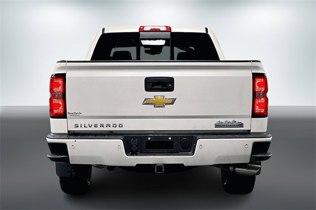 Used 2014 Chevrolet Silverado 1500 High Country w/ High Country Premium Package image 7