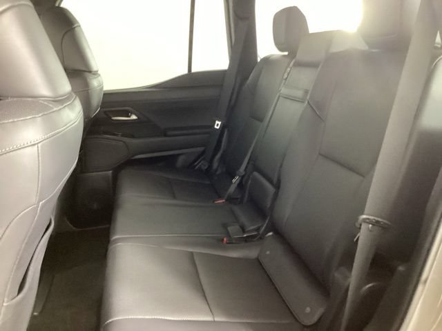 Used 2024 Lexus GX 550 w/ Cold Area Package AWD/4WD image 27