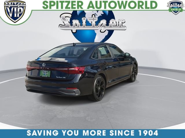 Used 2025 Volkswagen Jetta SE FWD image 9