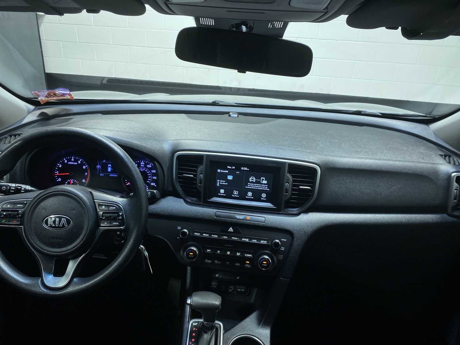 Used 2018 Kia Sportage LX w/ LX Technology Package image 10