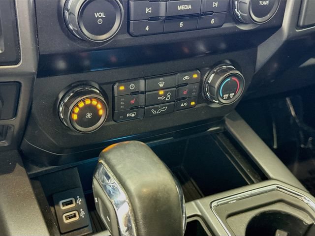 Used 2020 Ford F150 XLT w/ Equipment Group 302A Luxury AWD/4WD image 17