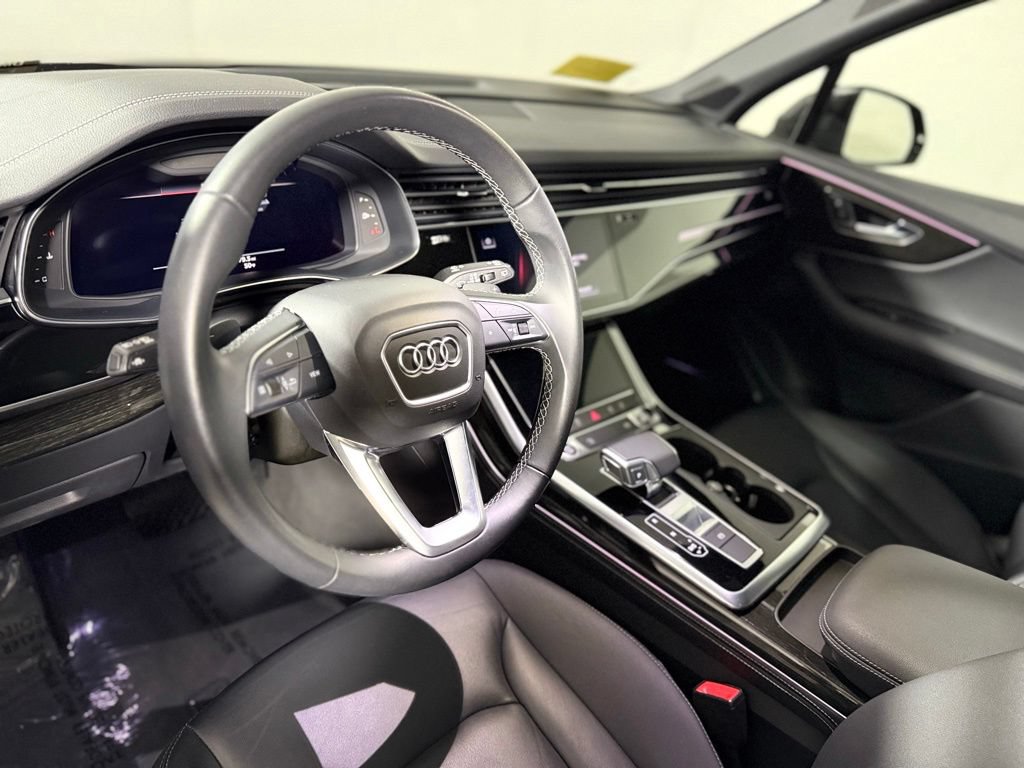 Used 2025 Audi Q7 3.0T Premium Plus AWD/4WD image 18