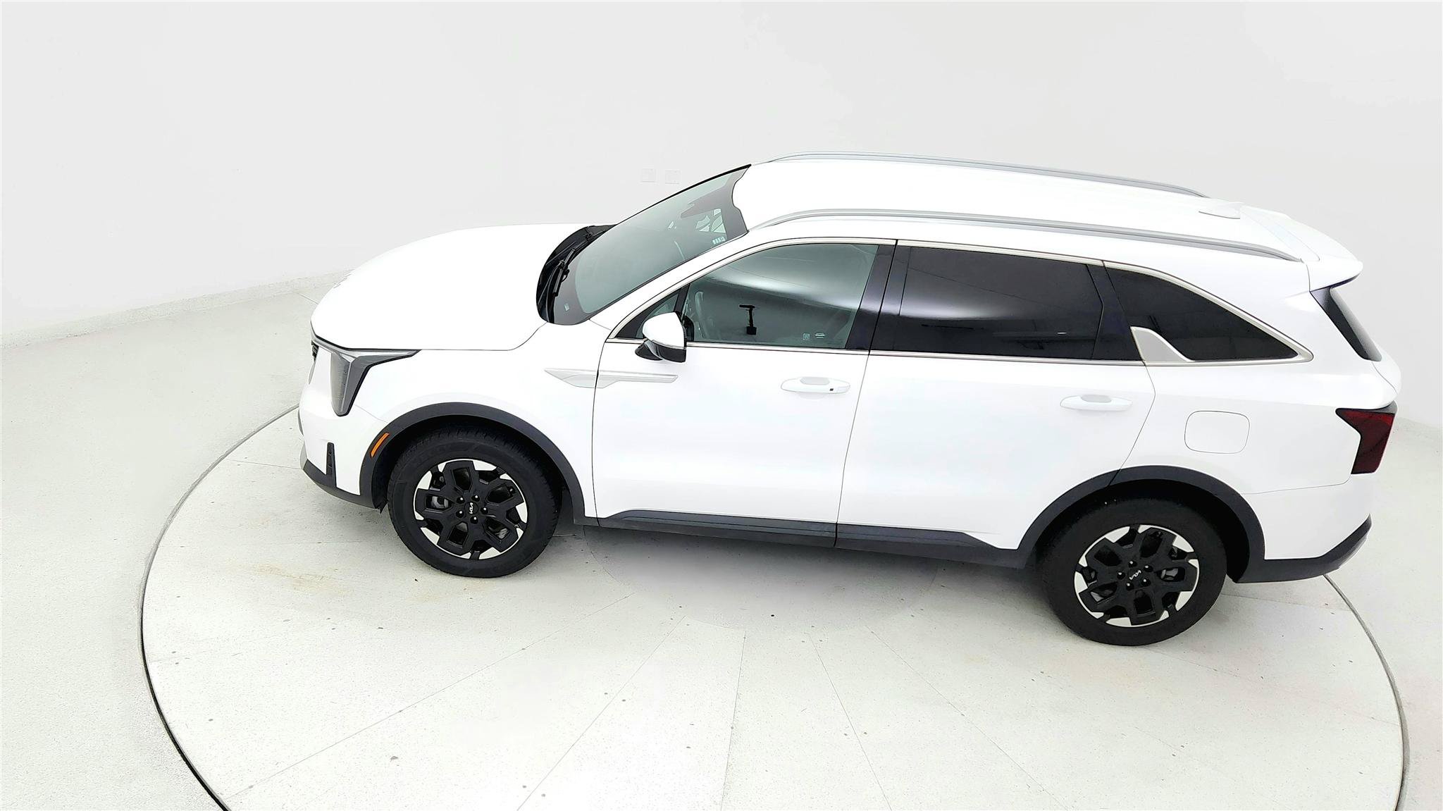 Used 2024 Kia Sorento S AWD/4WD image 14