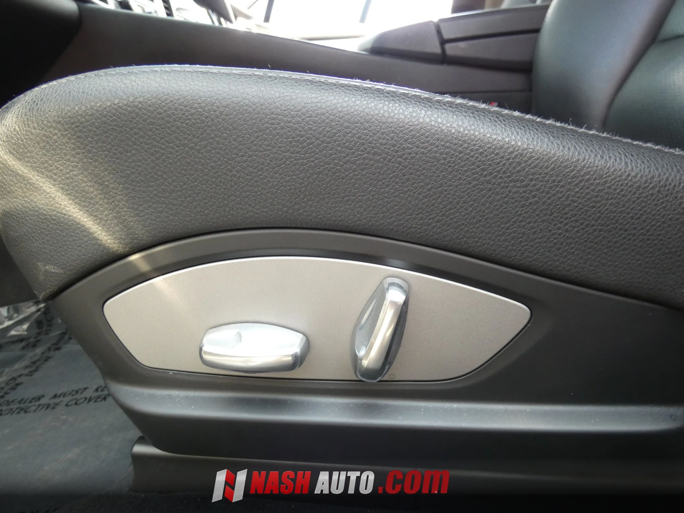 Used 2011 Porsche Panamera 4 AWD/4WD image 44