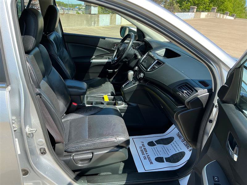 Used 2015 Honda CR-V Touring image 38