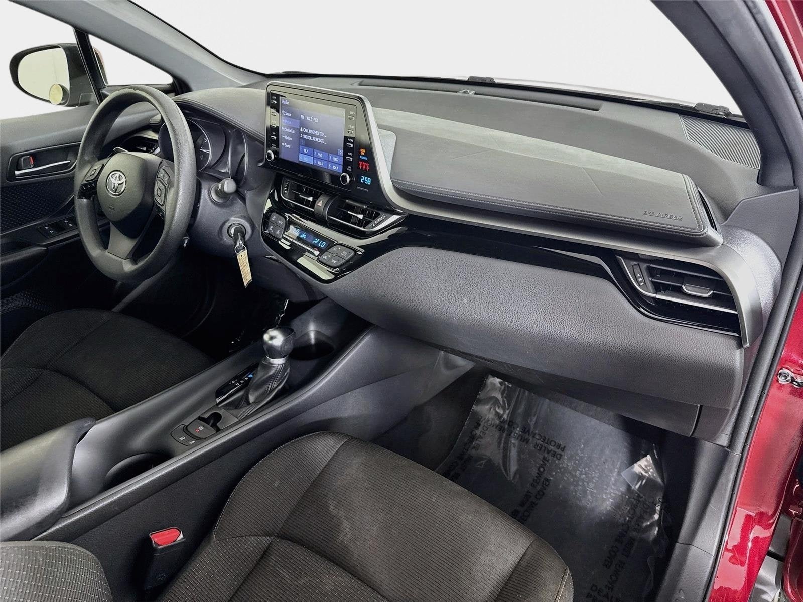 Used 2019 Toyota C-HR LE FWD image 27