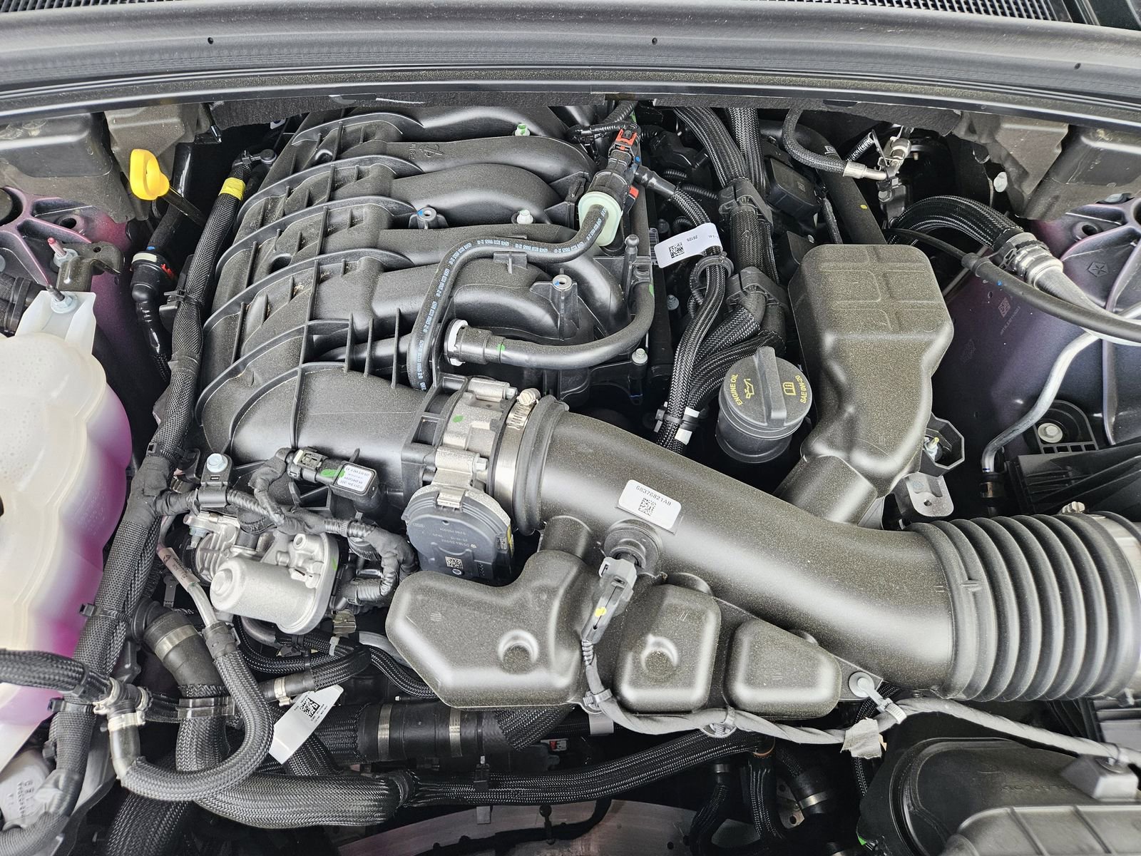 Used 2025 Jeep Grand Cherokee Limited w/ Black Appearance Package image 32