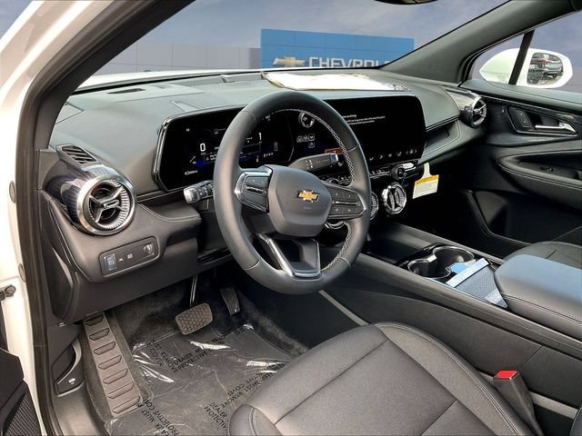 Used 2026 Chevrolet Blazer EV LT FWD image 9