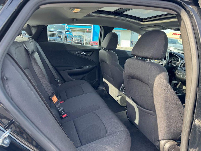 Used 2023 Chevrolet Malibu LT image 10