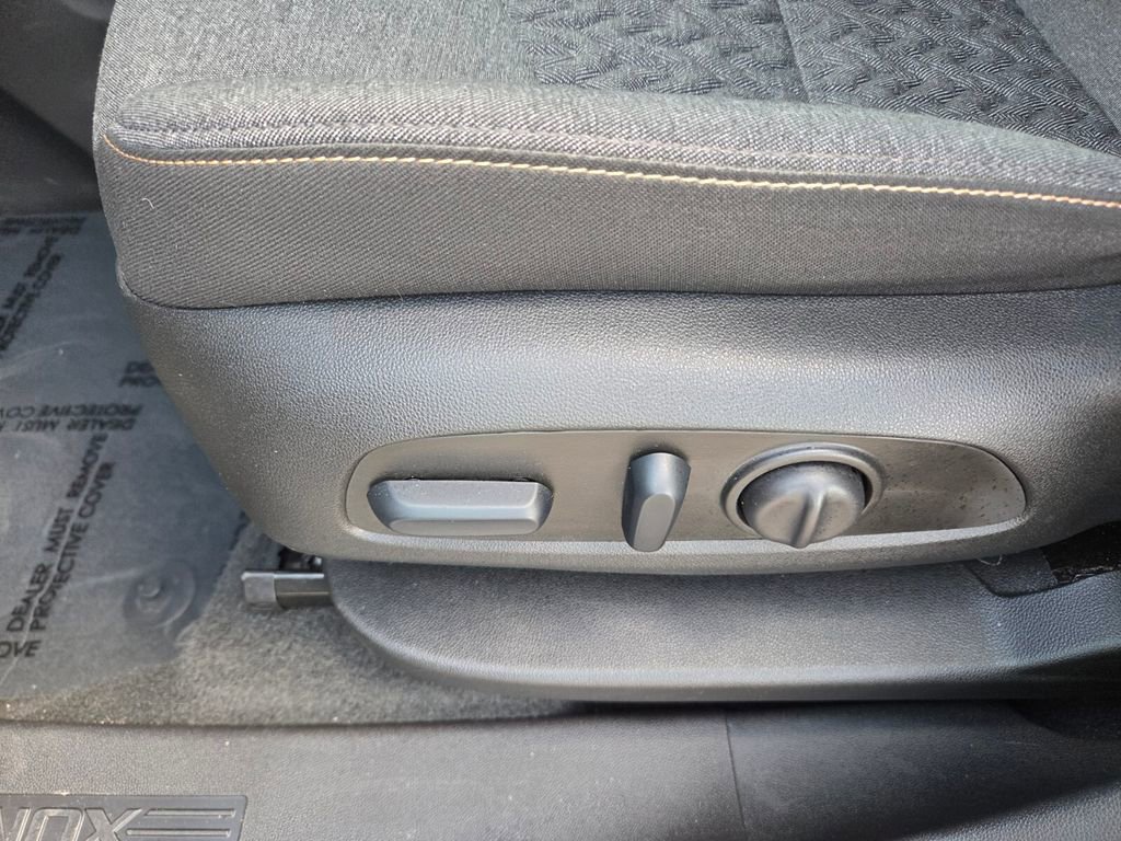 Certified 2024 Chevrolet Equinox LT FWD image 5