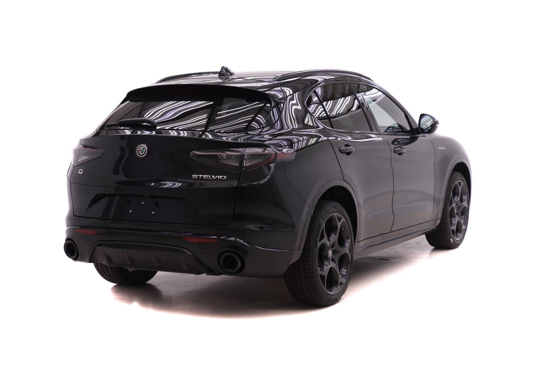 New 2026 Alfa Romeo Stelvio Sprint image 4