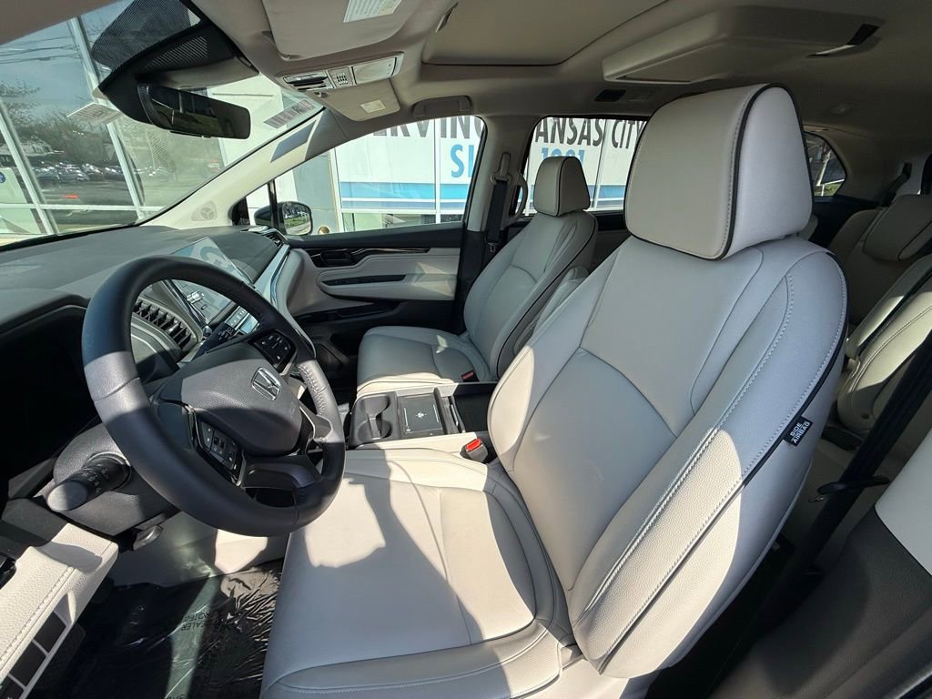 Used 2026 Honda Odyssey Touring image 8